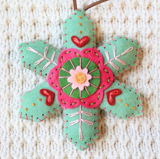 🎄Christmas Sale-Buy 1 get 1 Free!!🎁✨Christmas Snowflake Felt Ornament/Ornament Kit